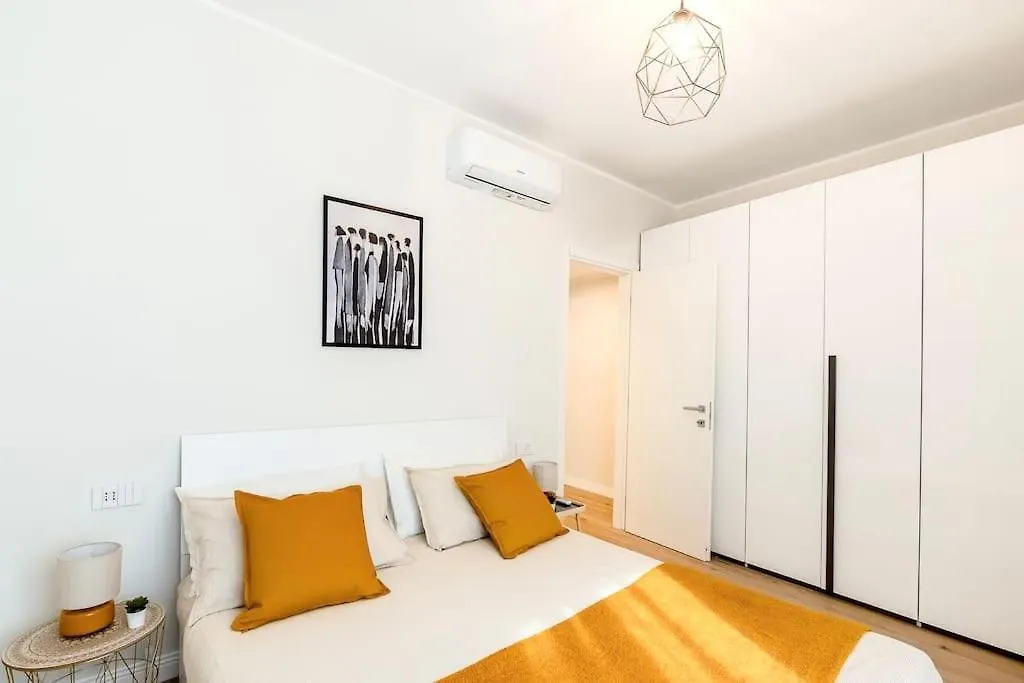 Casa Oriana 2 Milano Centro-Metro M1 Daire İtalya
