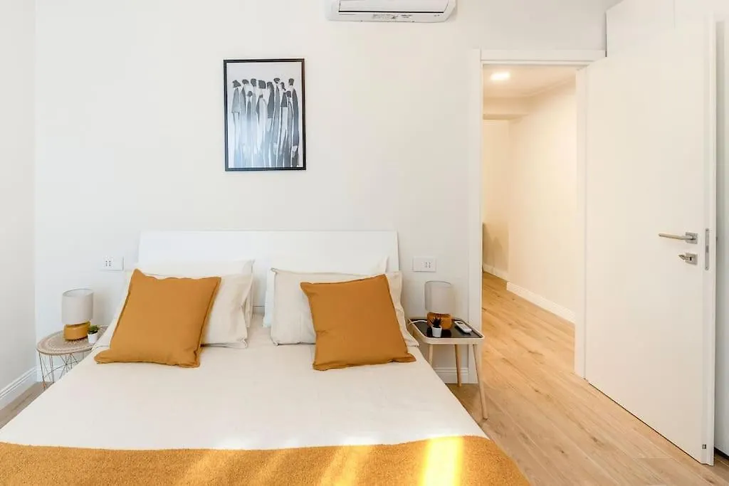 Casa Oriana 2 Milano Centro-Metro M1 Daire İtalya